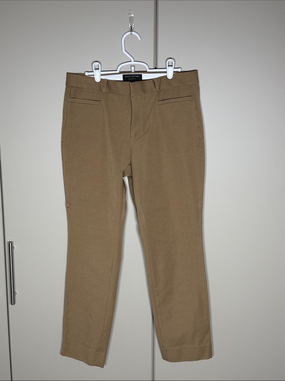 Banana Republic Women’s Khakis - Sloan Curvy Fit - NWT - Size 10 Dress Chinos